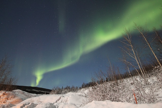 https://pixabay.com/photos/aurora-borealis-northern-lights-1245023/